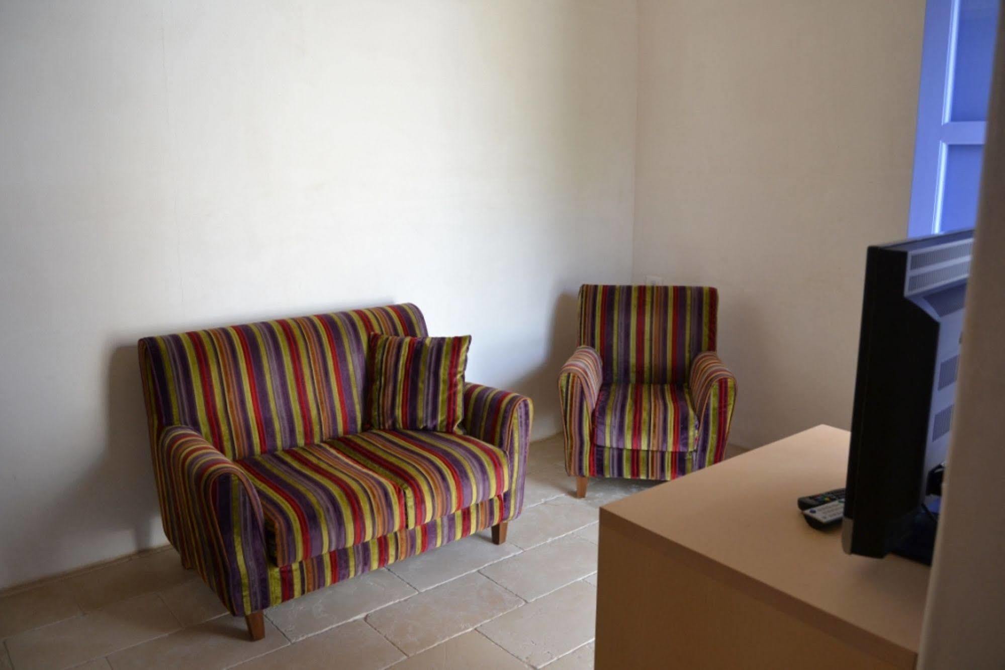 Relais Masseria Villa Cenci Cisternino Kültér fotó